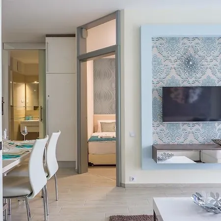 Port Delux Wellness&luxury Appart hôtel
