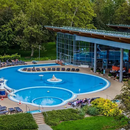 Port Delux Wellness & Luxury Apart Otel Siofok